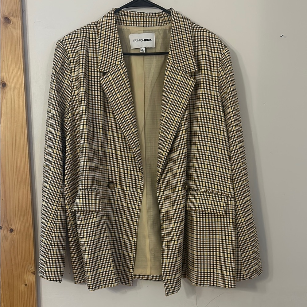 Fashion Nova Checkered Blazer in Tan and Black